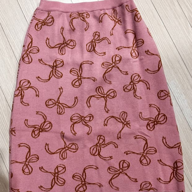 44 ~허리얇은 55 새상품 테일스쿱 리본 니트 스커트 치마