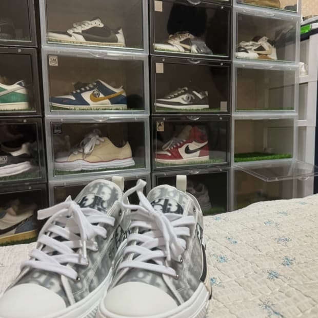 디올 B23 로우 오블리크 캔버스 화이트 & 블랙 42사이즈