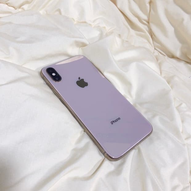 아이폰 XS 256 로즈골드 해외 무음버전 S급 팔아요