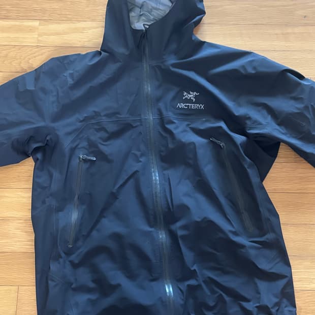 아크테릭스 베타 블랙 2022년버전 XL