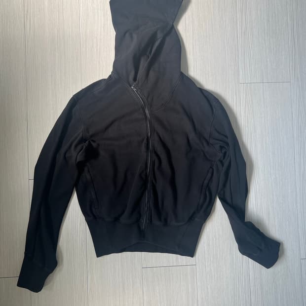 누마레ee 커브드 후드집업 블랙 L