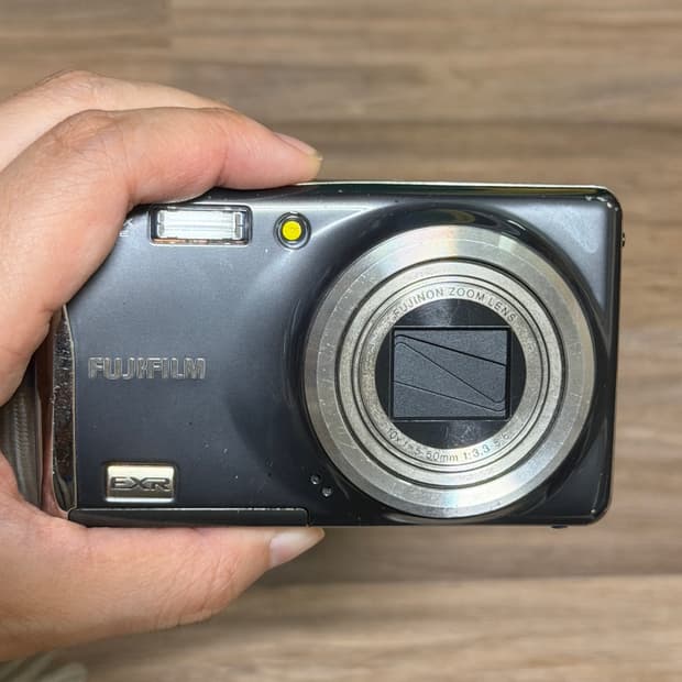 [상태 좋음] 후지필름 파인픽스 F70EXR 풀박스 디카