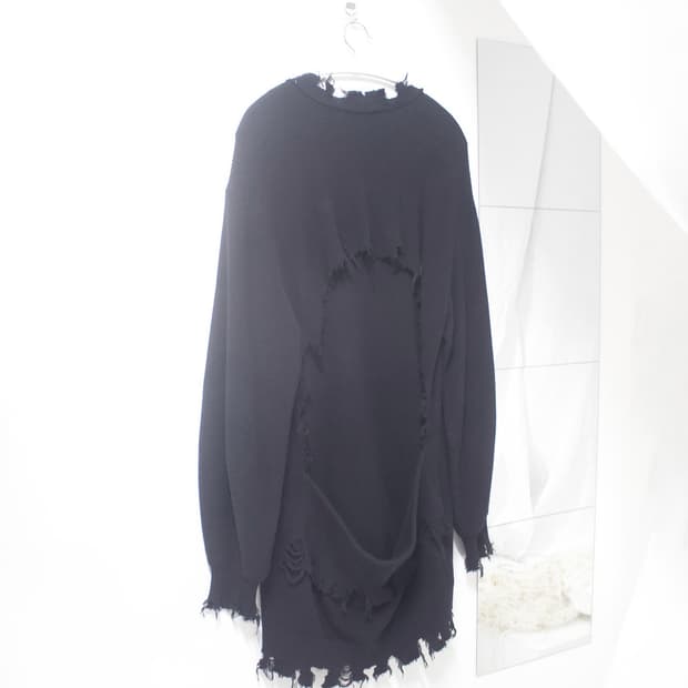 Toga middle hole rough cutone piece