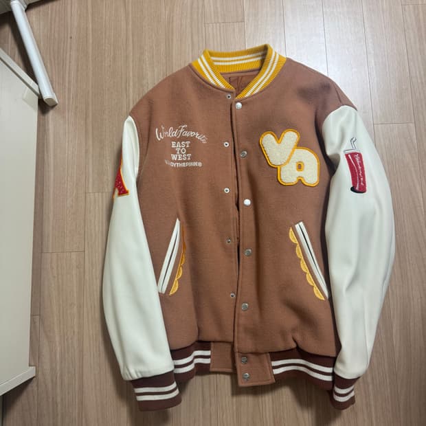 [L] 반디더핑크 버거 바시티 자켓