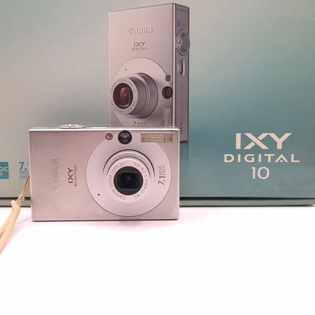인기📸 캐논 IXY10  ✨토모토모  프리지아 강민경 디카 💕