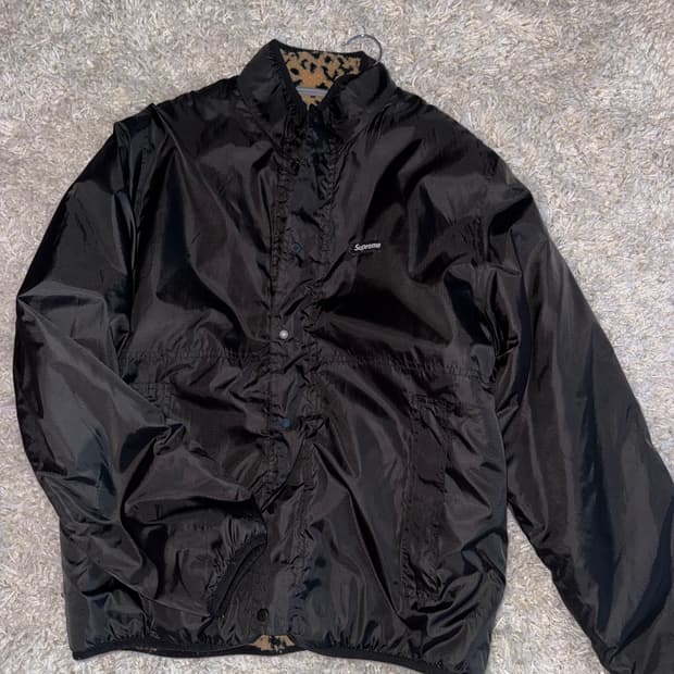 슈프림 리버시블쟈켓