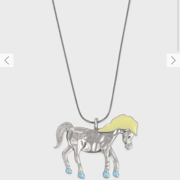 시눈 horse necklace