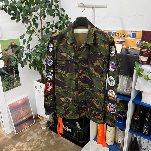 오프화이트 카모플라주 필드자켓 XXS