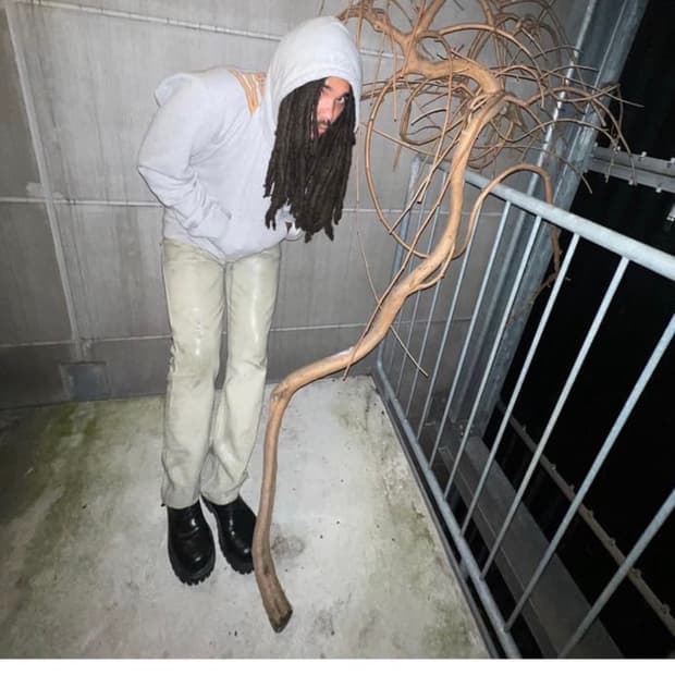 베트멍 미스플레이스드 후드