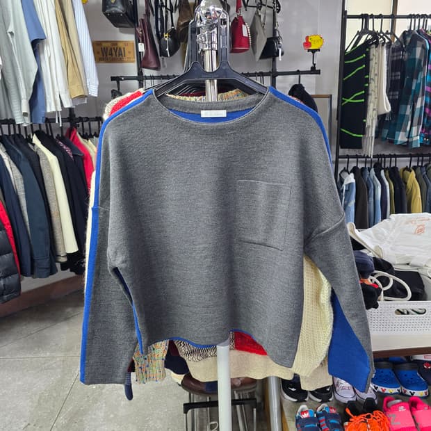 잇미샤 회색 포켓 루즈핏 니트 (1261)