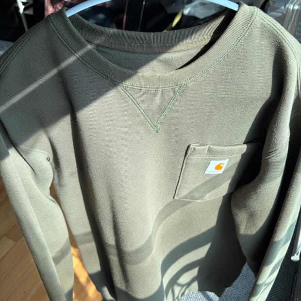 칼하트 카키 맨투맨(M)