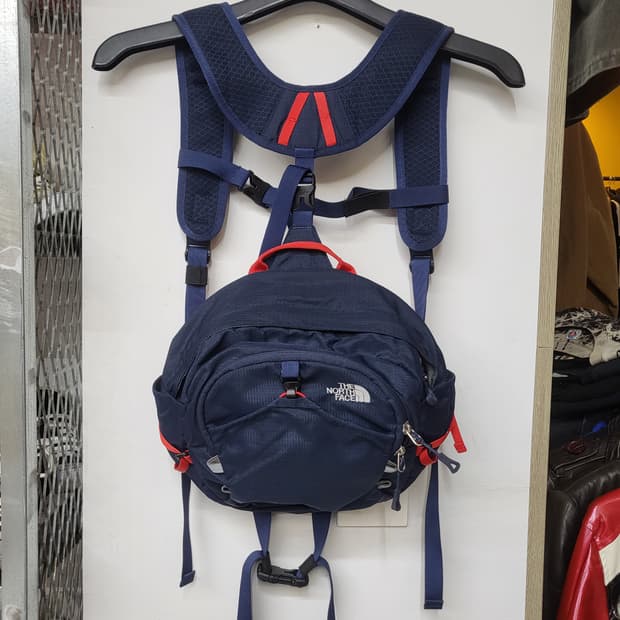 노스페이스 하이커 멜빵 백팩