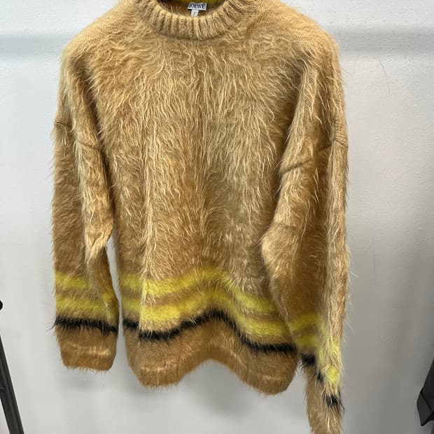 100) 로에베 오버 모헤어 니트