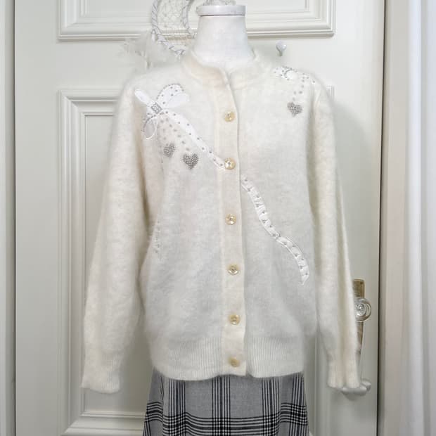 white bow pearl cubic point lovely cardi