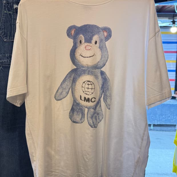 LMC 곰돌이 프린팅 화이트 반팔 티셔츠