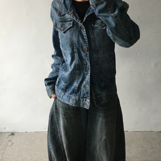 캘빈클라인 백스펠 데님자켓