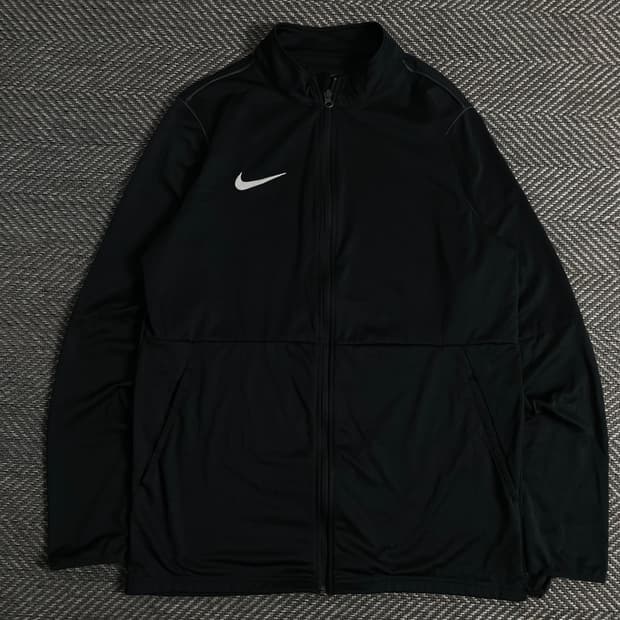 나이키 드라이핏 스우시로고 트레이닝 자켓 블랙o 3533