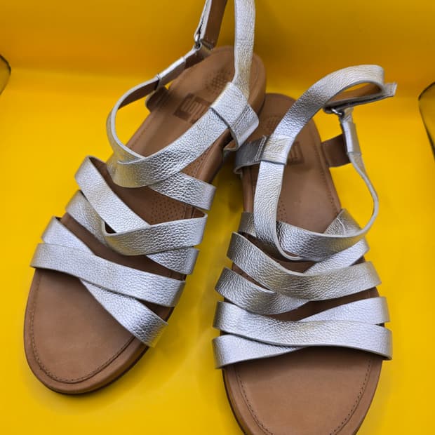 핏플랍 Dash 레더 스트랩 샌들 EU41 (255~260)