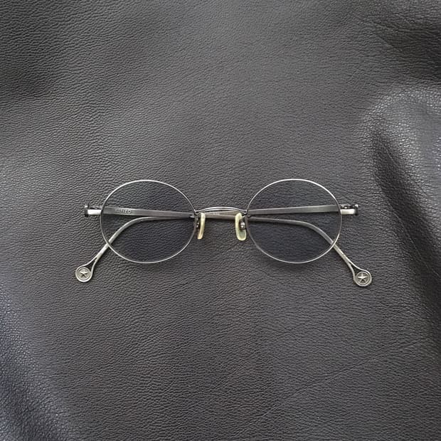 90s vtg archive 2861 round metal frame