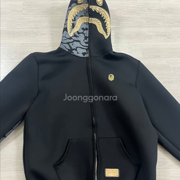 베이프 트래비스 스캇 샤크후드