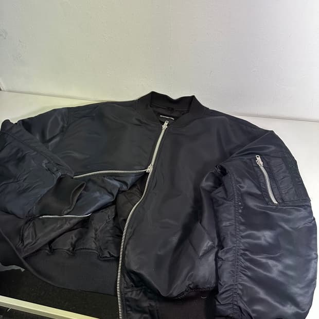 2 인터섹션 블랙 MA1 항공점퍼