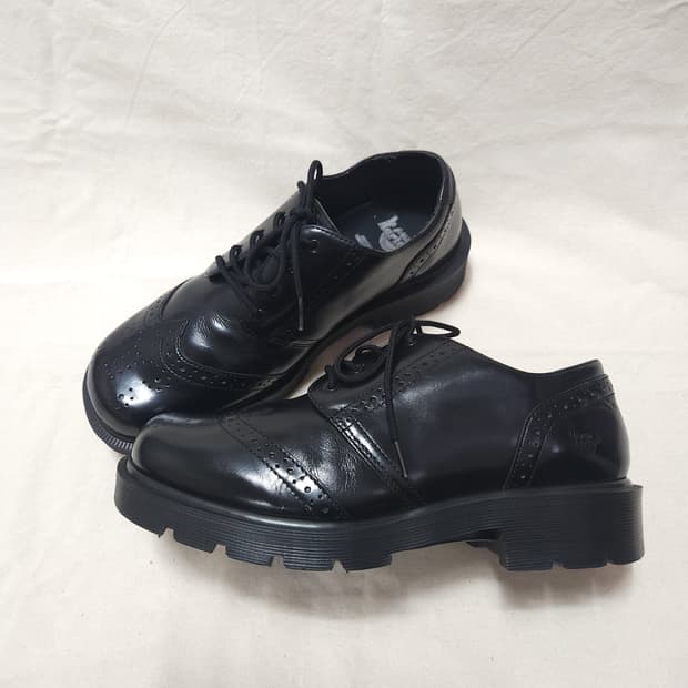 [9UK] 닥터마틴 빈티지 90s Brogue Square Toe Men