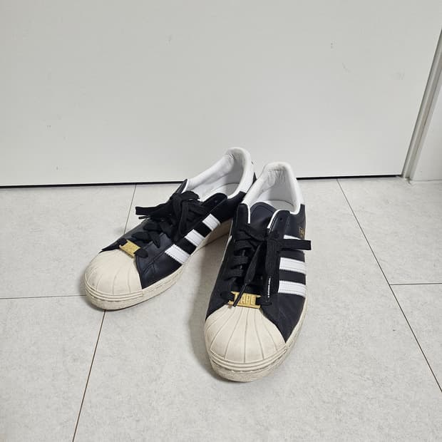 베이프bape X 아디다스 슈퍼스타
