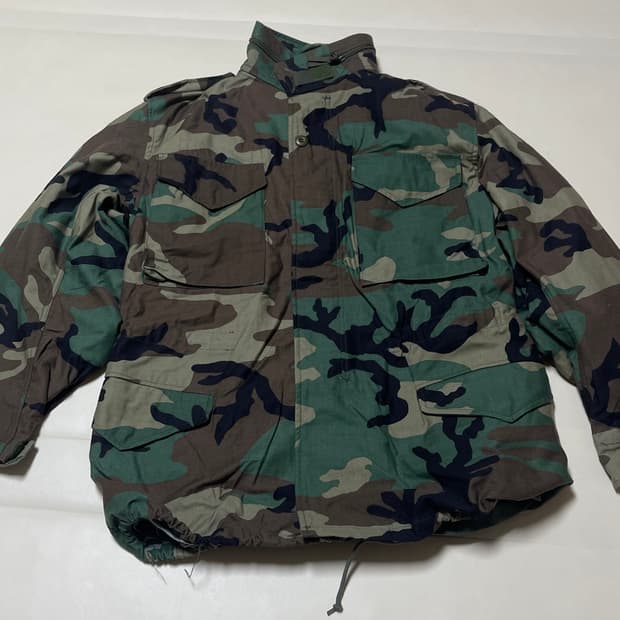 미군 오리지날 M65 필드 자켓 우드랜드 카모 M-R
