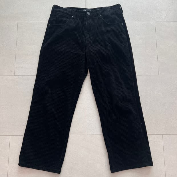 랭글러 블랙 코듀로이 레딩 루즈 팬츠 30