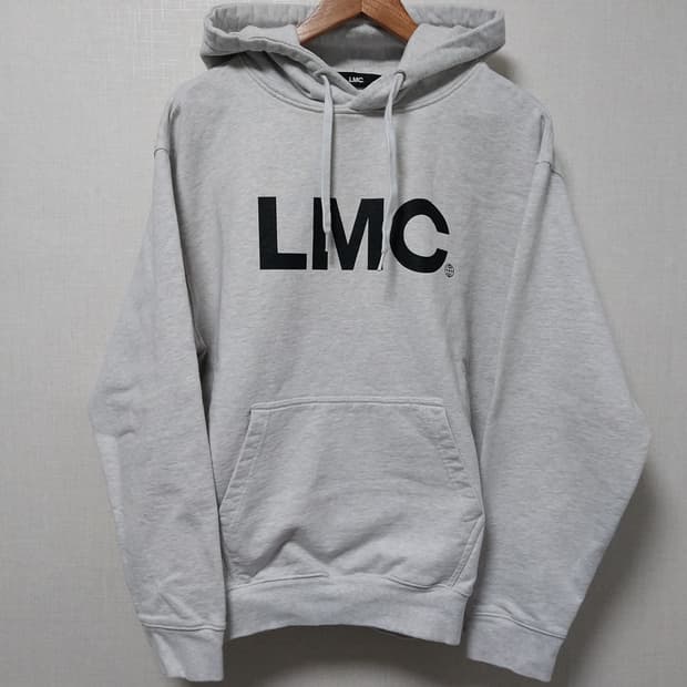LMC 그레이 기본 후드티