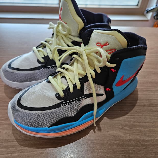 [최저가!!][240][A+급 정품] 나이키 카이리 인피니티 SE