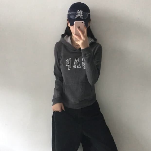 갭 체크패턴 패치로고 후드티