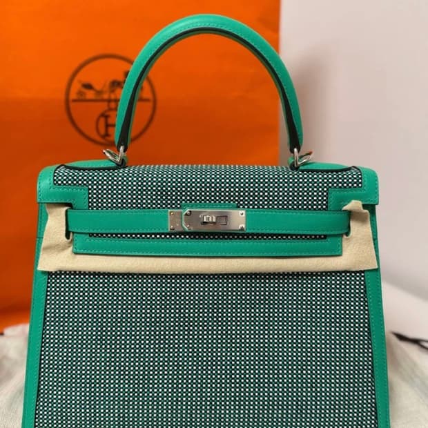 에르메스 켈리백 28한정판