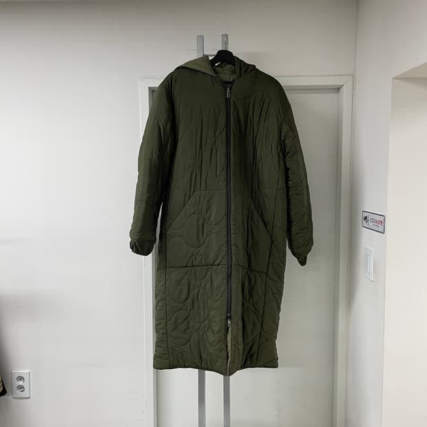 쟈딕앤볼테르 리버시블 후드 퀄팅 코트 카키 2