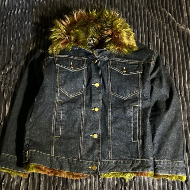 Fur Detail Denim Trucker Jacket
