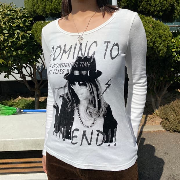 🎸 [JOKY GAL] 빈티지 락 시크 그래픽 슬림 티셔츠