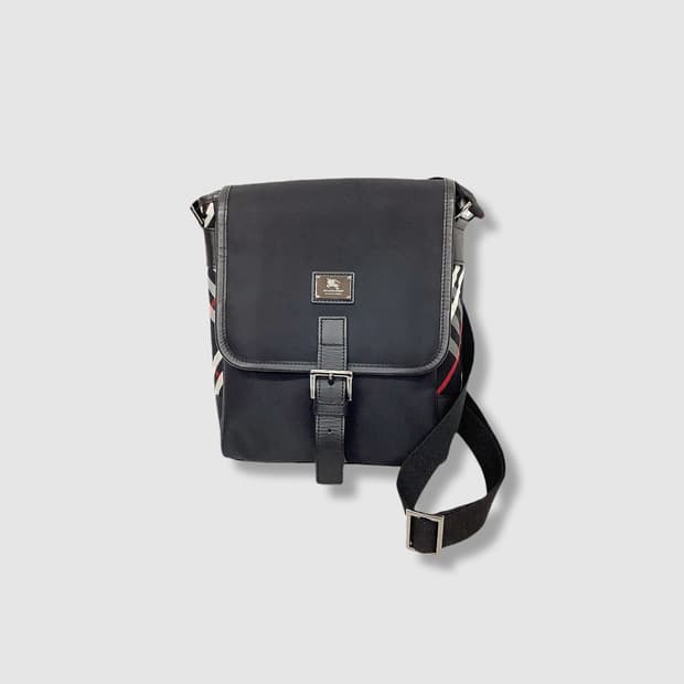 버버리 노바체크 나일론 숄더백 크로스백