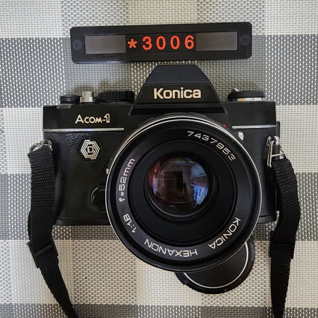 코니카 Acom-1 필름카메라 1.8 단렌즈