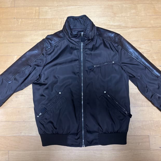 프라다 2009 나일론 레더 봄버