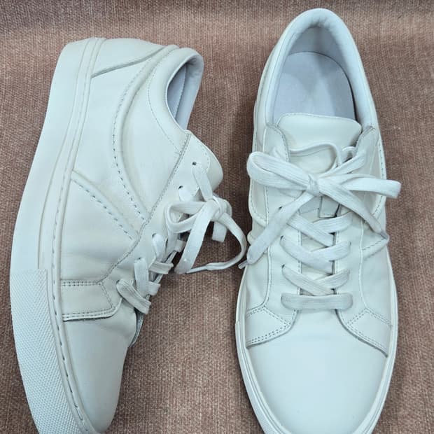 피노키바이킨치 270mm- VEIN-301(p) 화이트 스니커즈