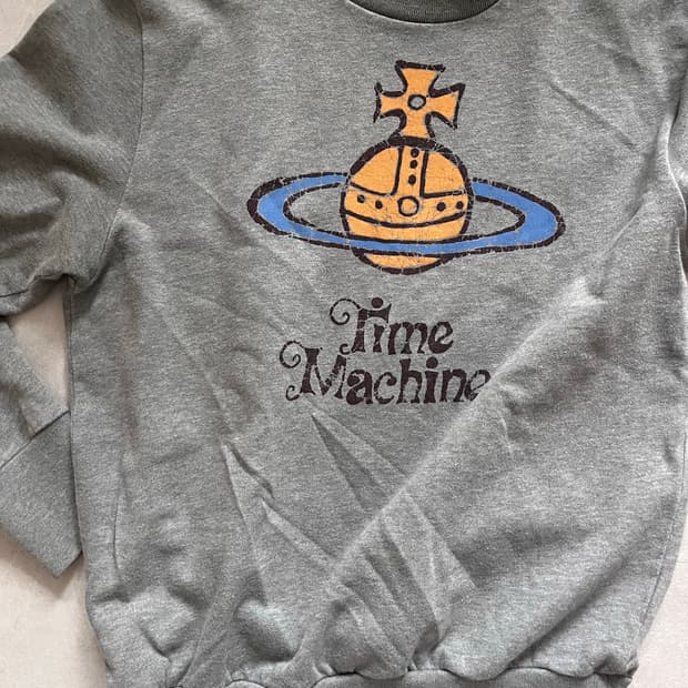 비비안웨스트우드 맨 맨투맨