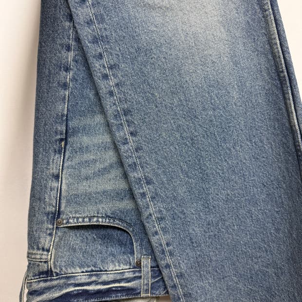 세비지 부츠컷 데님