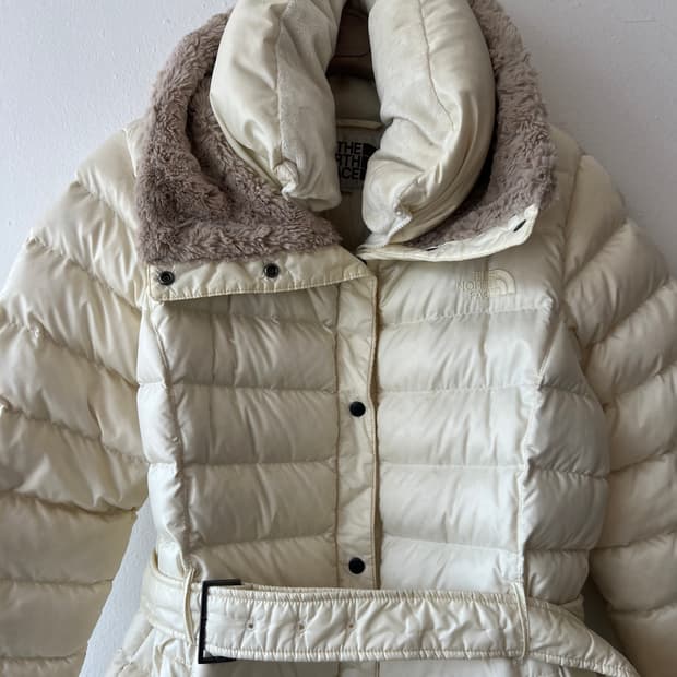 노스페이스 여성 아이보리 구스다운패딩 하프패딩점퍼
