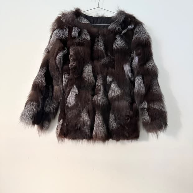 Milk touch fur jacket / brown & black