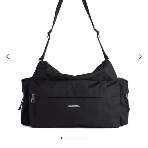 발렌시아가 익스플로러 위캔더 가방