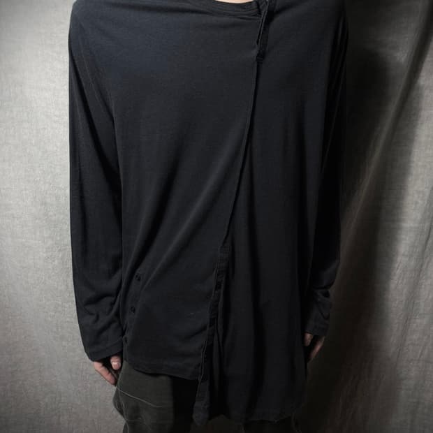 요지야마모토 레귤레이션 비대칭 롱슬리브