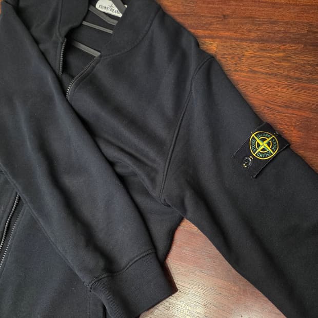 스톤아일랜드 집업 점퍼