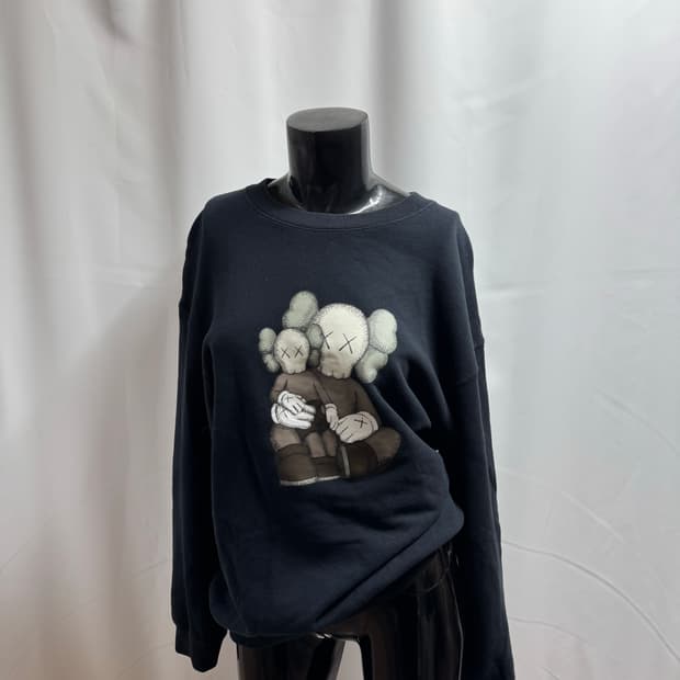 kaws uniqlo 프린팅 맨투맨