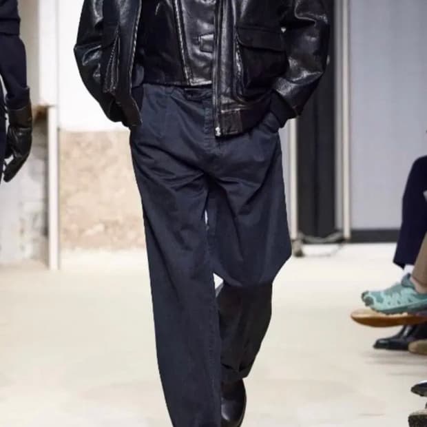 오라리 프로덕트 다이드 핀스 치노 원턱 팬츠 블랙 5사이즈