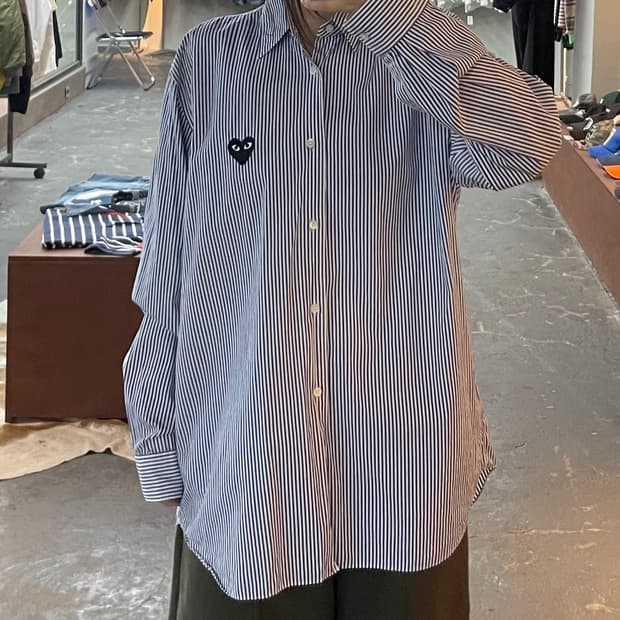 꼼데가르송 블랙하트와펜 스트라이프 셔츠 H2668